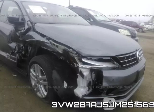 3VW2B7AJ5JM251563 фото 7