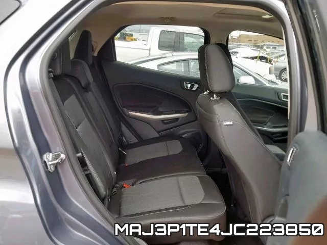 MAJ3P1TE4JC223850 фото 7