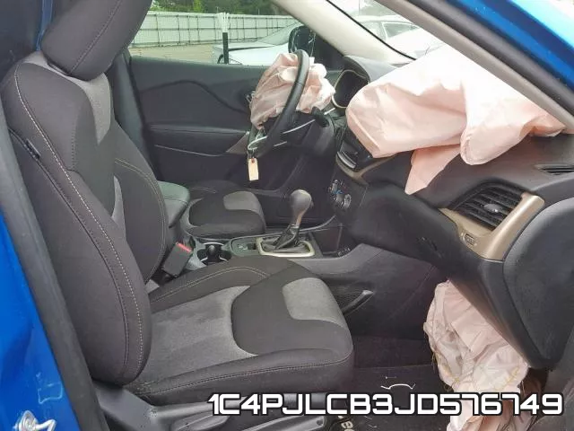1C4PJLCB3JD576749 фото 6