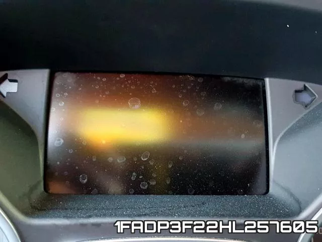1FADP3F22HL257605 фото 9