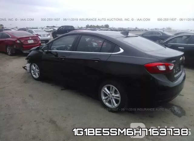 1G1BE5SM6H7163738 фото 4