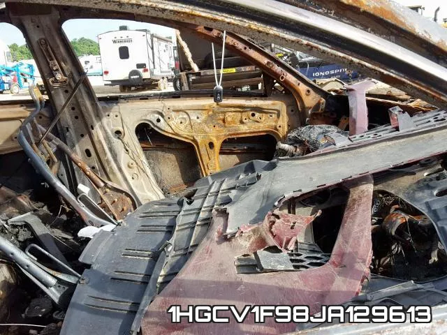1HGCV1F98JA129613 фото 6