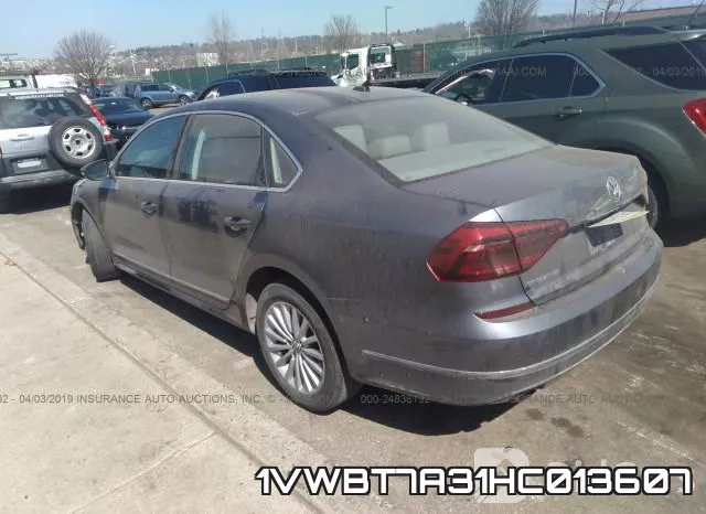 1VWBT7A31HC013607 фото 4