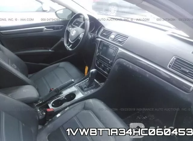 1VWBT7A34HC060453 фото 6