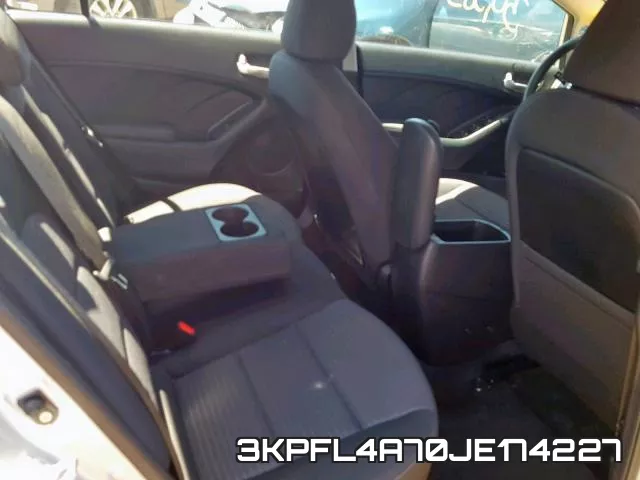 3KPFL4A70JE174227 фото 7