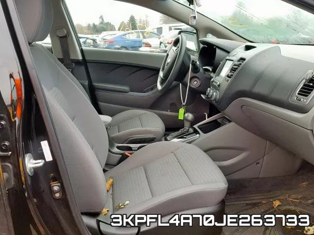 3KPFL4A70JE263733 фото 6