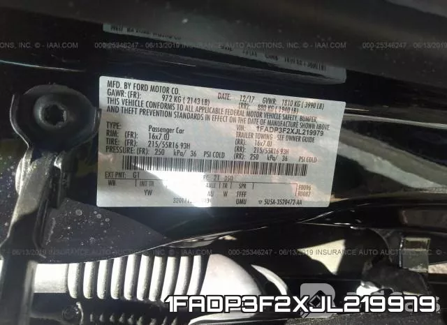 1FADP3F2XJL219979 фото 10