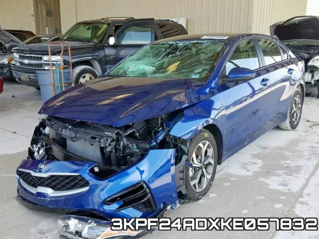 3KPF24ADXKE057832 фото 3