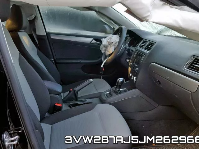 3VW2B7AJ5JM262966 фото 5
