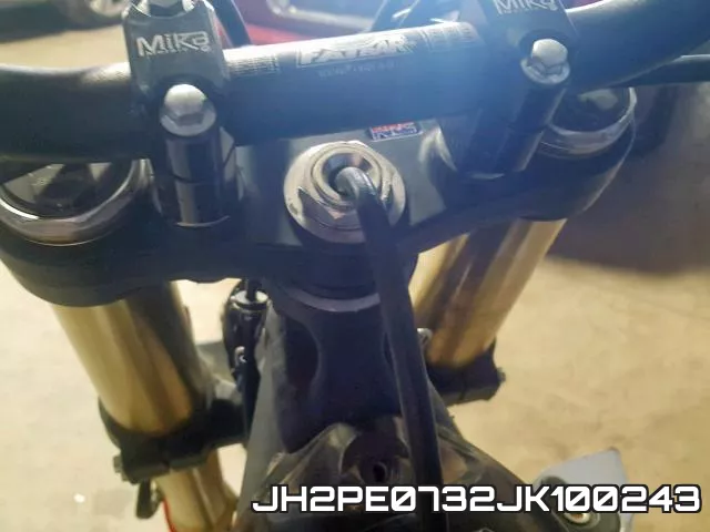 JH2PE0732JK100243 фото 9