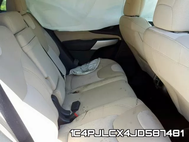1C4PJLCX4JD587481 фото 7