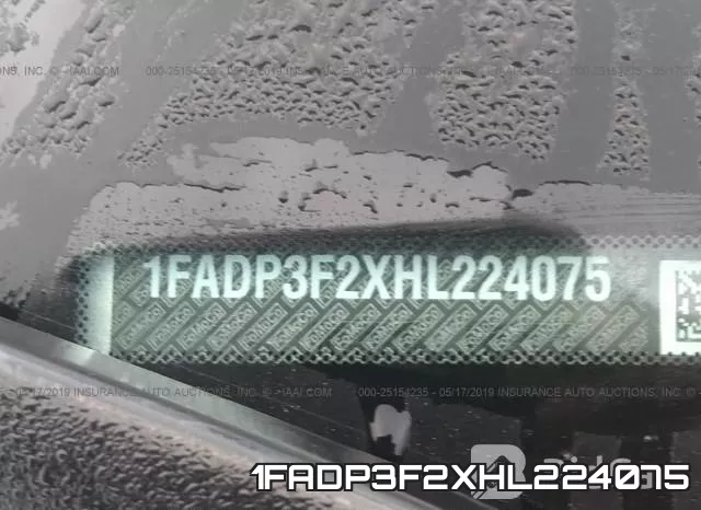 1FADP3F2XHL224075 фото 10