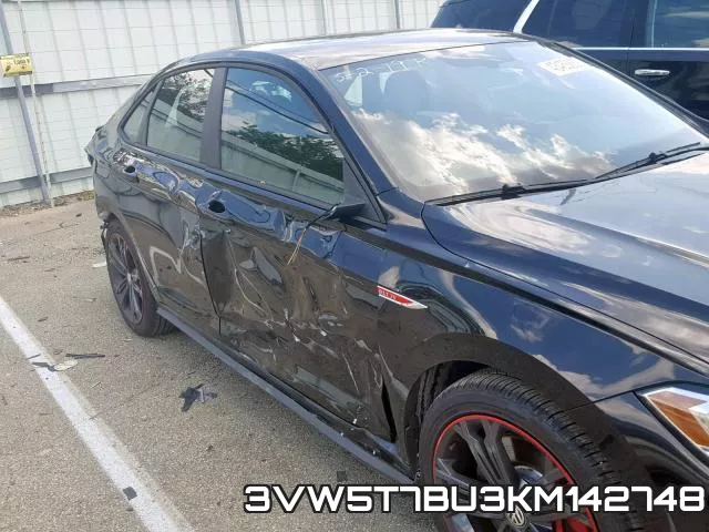 3VW5T7BU3KM142748 фото 10
