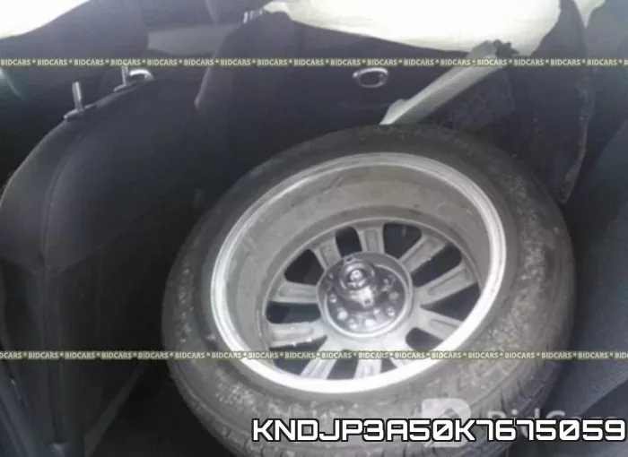KNDJP3A50K7675059 фото 9
