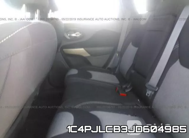 1C4PJLCB3JD604985 фото 9