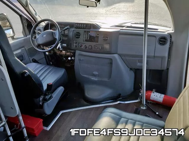 1FDFE4FS9JDC34574 фото 6