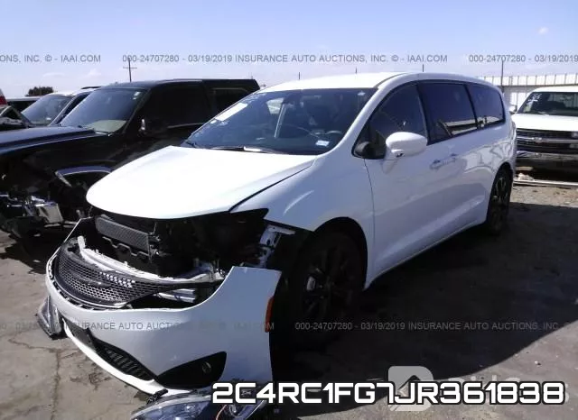 2C4RC1FG7JR361838 фото 3