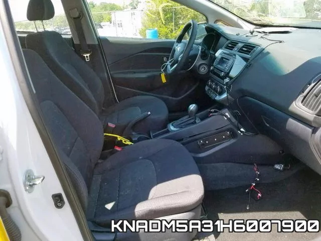 KNADM5A31H6007900 фото 6