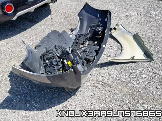 KNDJX3AA9J7576865 фото 10