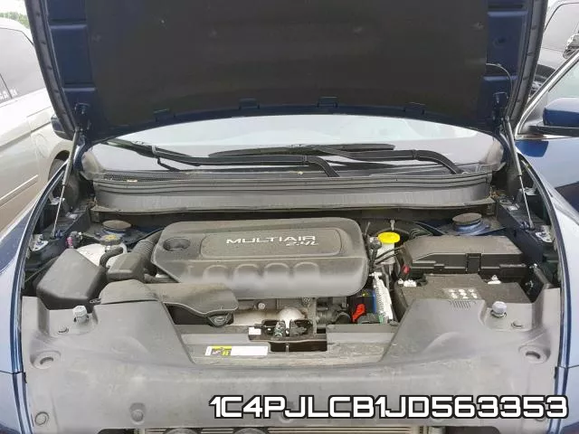 1C4PJLCB1JD563353 фото 8