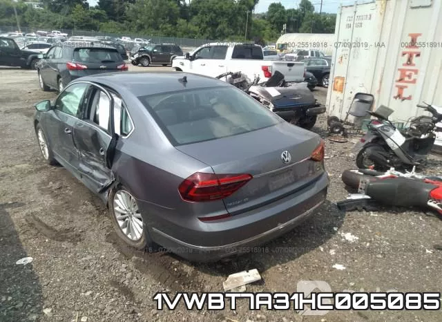 1VWBT7A31HC005085 фото 4