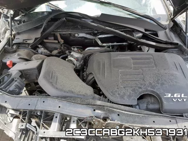 2C3CCABG2KH537931 фото 8