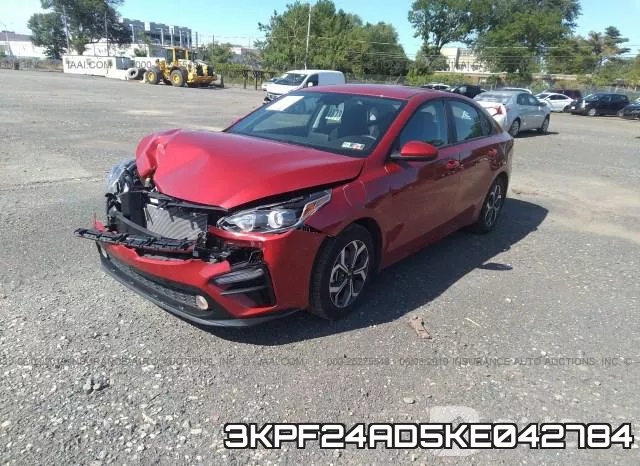 3KPF24AD5KE042784 фото 3