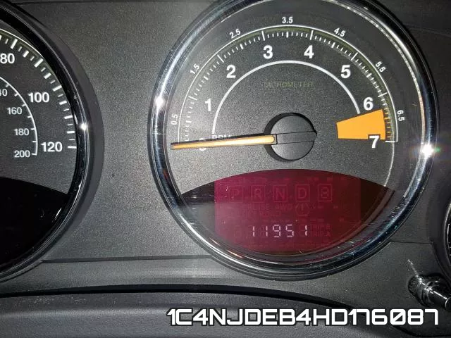 1C4NJDEB4HD176087 фото 9