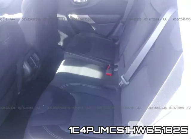 1C4PJMCS1HW651825 фото 9