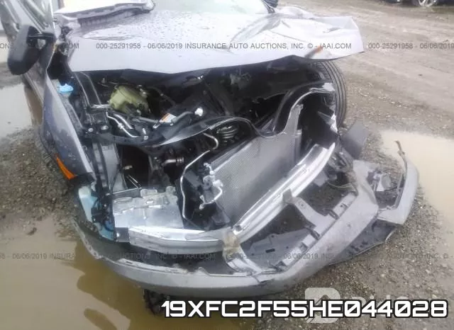 19XFC2F55HE044028 фото 7