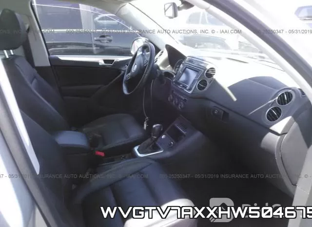 WVGTV7AXXHW504675 фото 6