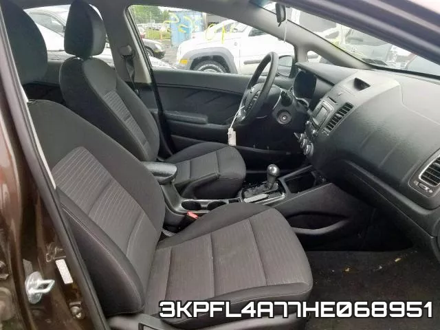 3KPFL4A77HE068951 фото 6