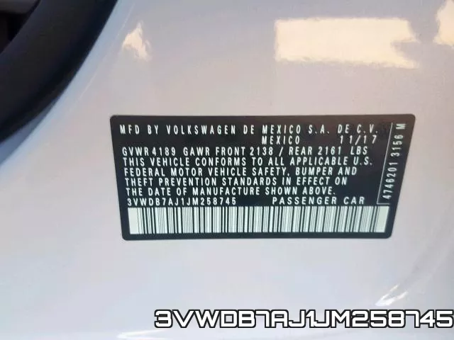 3VWDB7AJ1JM258745 фото 2
