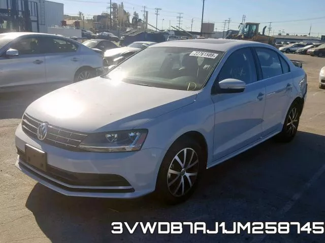 3VWDB7AJ1JM258745 фото 3
