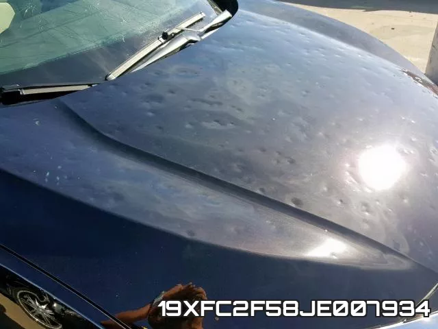 19XFC2F58JE007934 фото 10