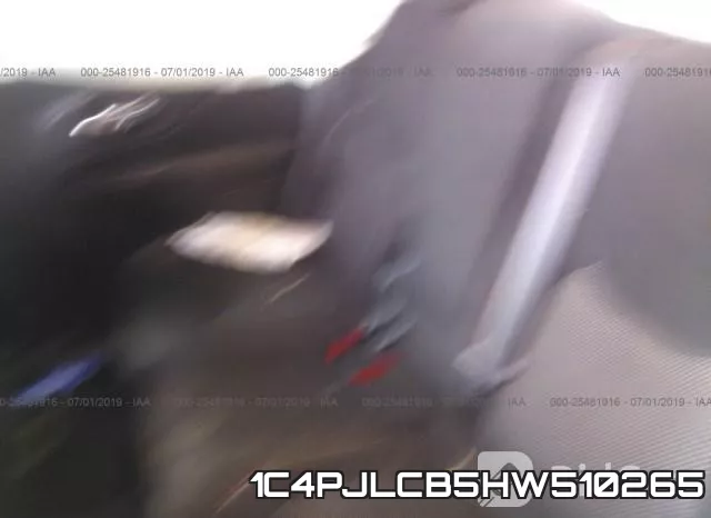 1C4PJLCB5HW510265 фото 9