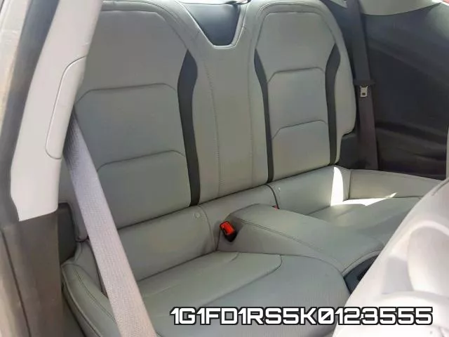 1G1FD1RS5K0123555 фото 7