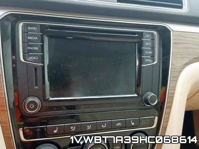 1VWBT7A39HC068614 фото 10