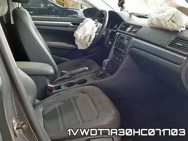 1VWDT7A30HC071703 фото 6