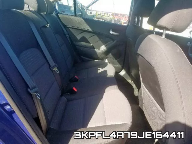 3KPFL4A79JE164411 фото 7