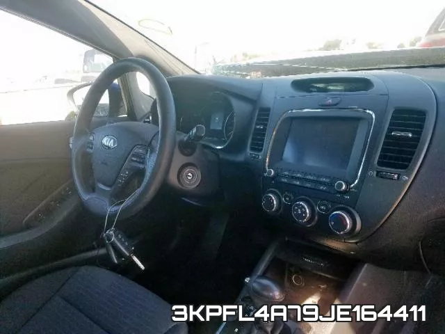 3KPFL4A79JE164411 фото 10