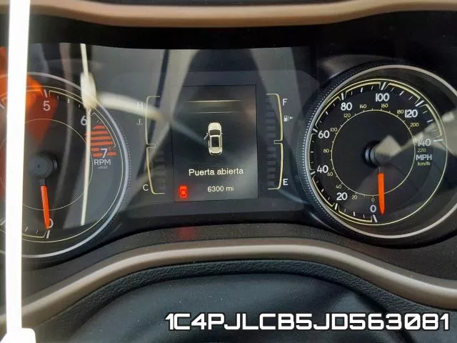 1C4PJLCB5JD563081 фото 9