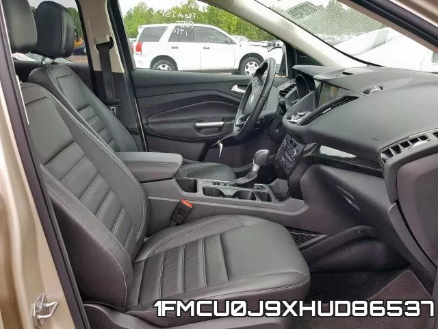 1FMCU0J9XHUD86537 фото 6