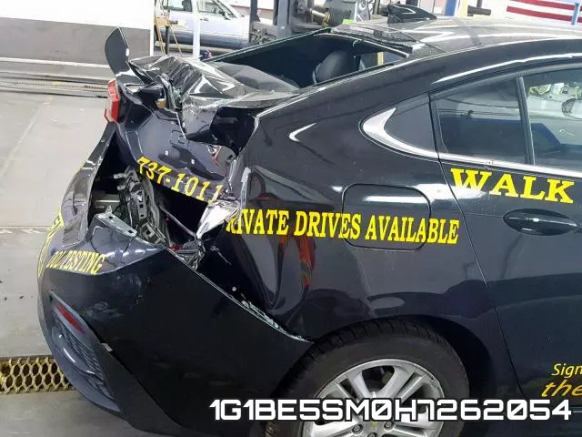 1G1BE5SM0H7262054 фото 10