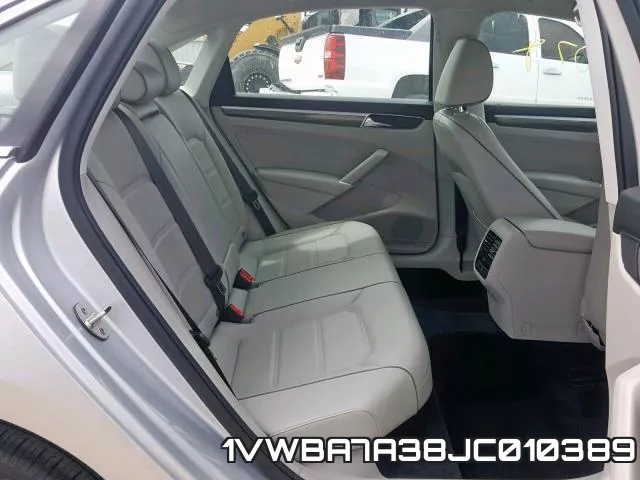 1VWBA7A38JC010389 фото 7