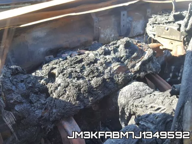 JM3KFABM7J1349592 фото 9