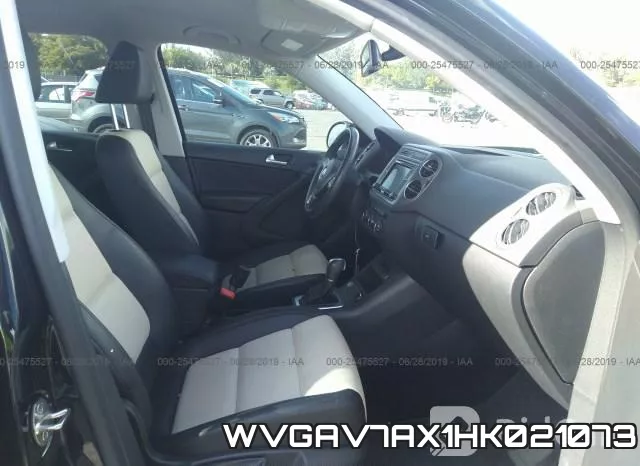 WVGAV7AX1HK021073 фото 5