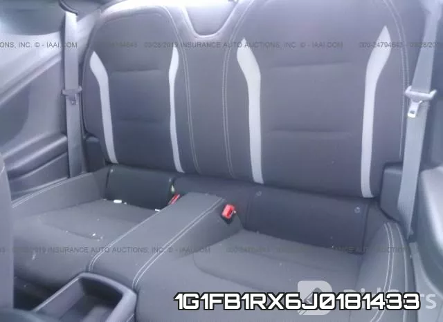 1G1FB1RX6J0181433 фото 9