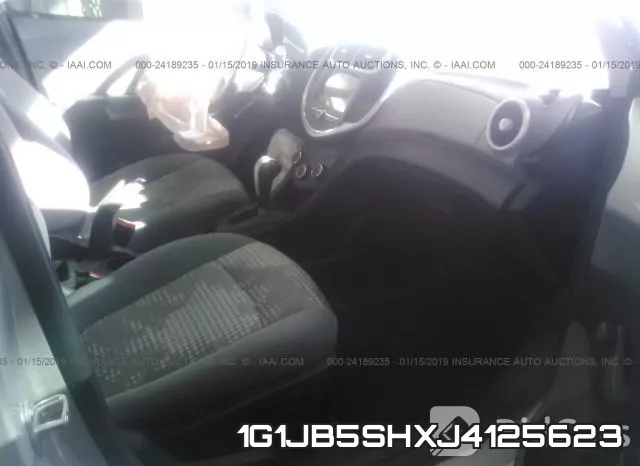 1G1JB5SHXJ4125623 фото 6