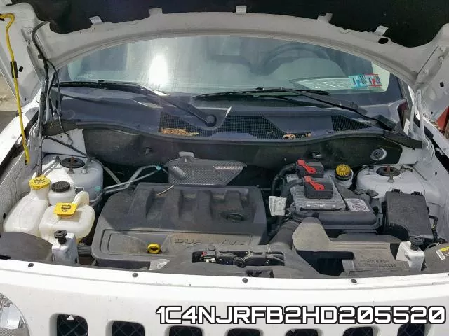 1C4NJRFB2HD205520 фото 8